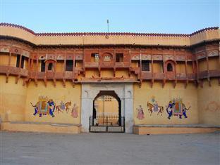 Hotel Chanoud Garh Chanod Luaran gambar